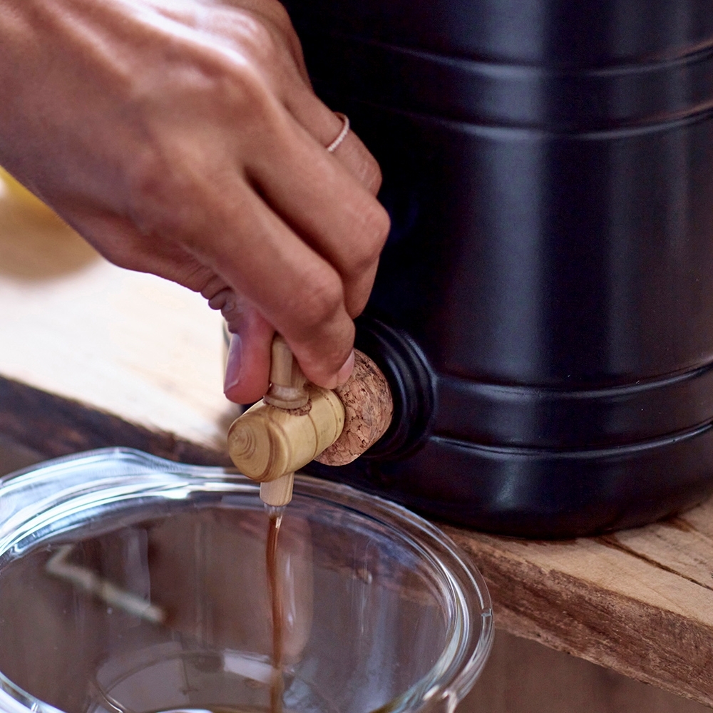 Emile Henry - Spigot for vinegar pot 2,5 L