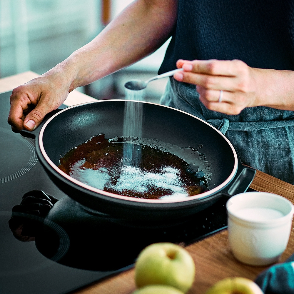 Emile Henry - Tarte Tatin Set - Delight - 32 cm Emile Henry - Tarte Tatin Set - Delight - 32 cm