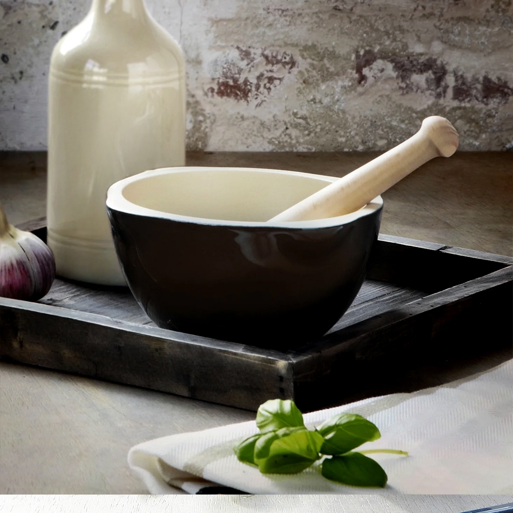 Emile Henry - Mortar and pestle