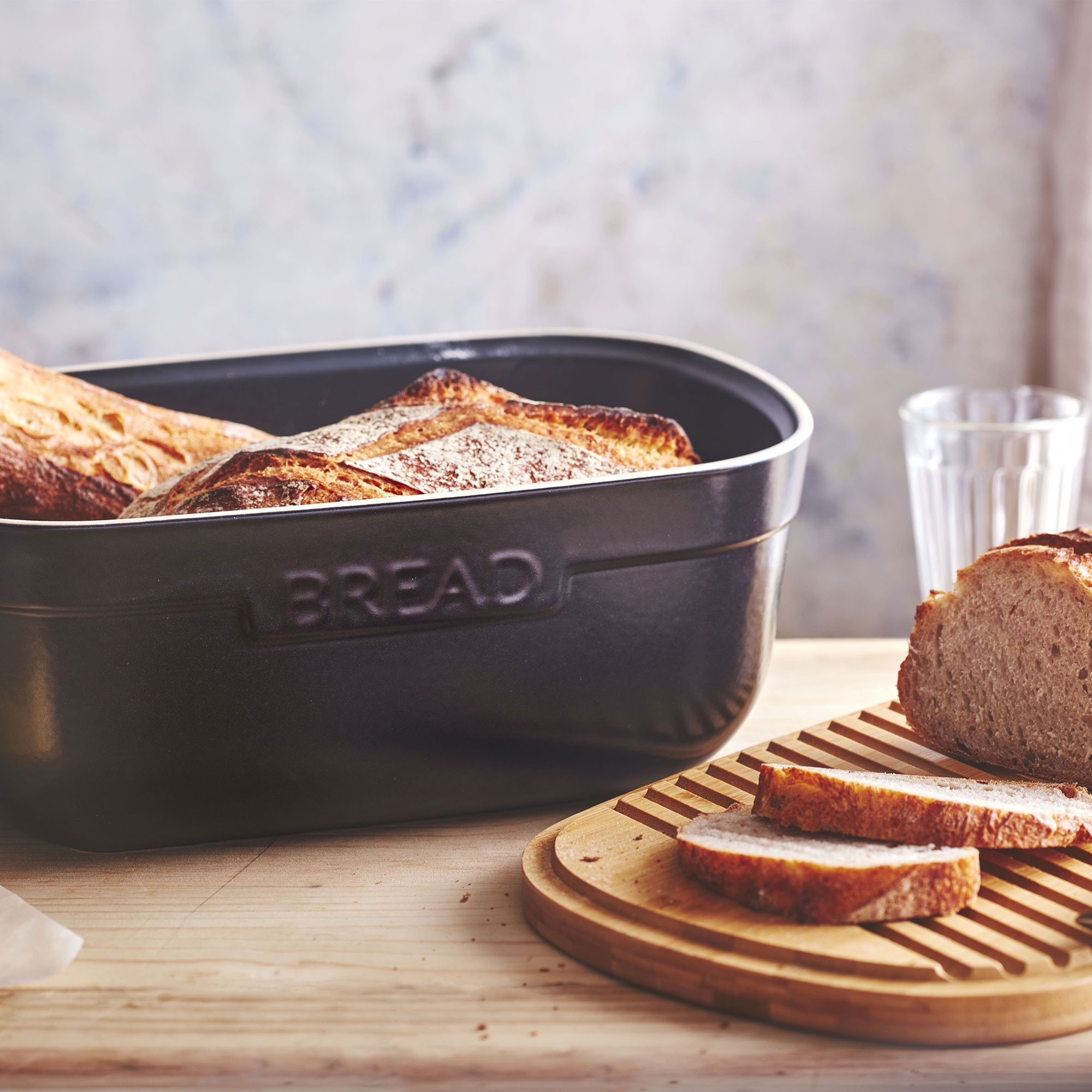 Emile Henry - Bread Box - grand cru