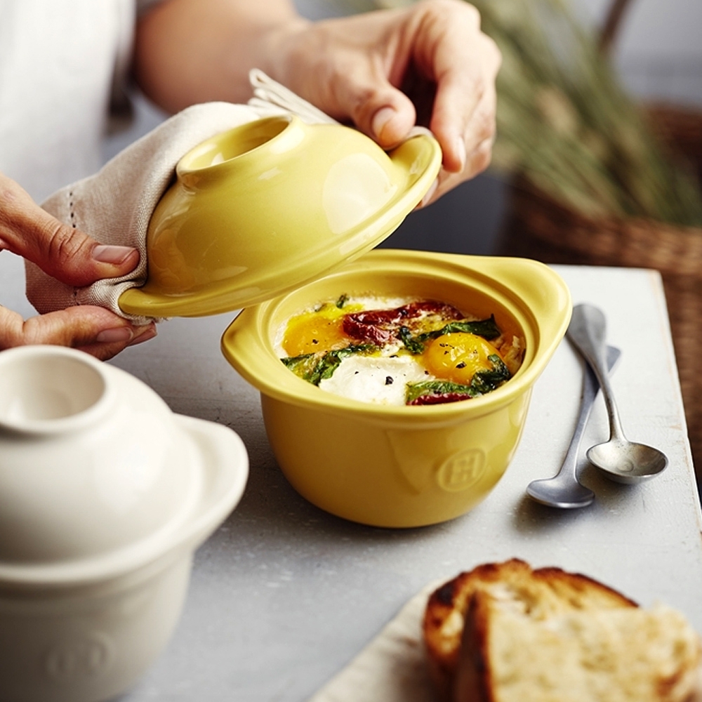 Emile Henry - The Egg Nest - Auflaufform Emile Henry - The Egg Nest - Auflaufform